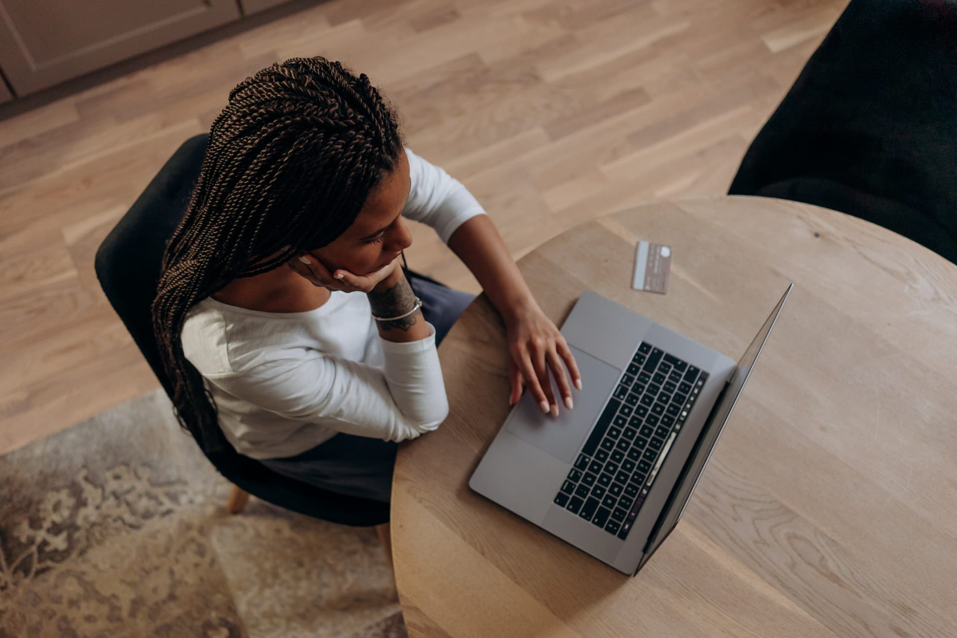 A Highlight on Jurisdictional Issues in Online Disputes